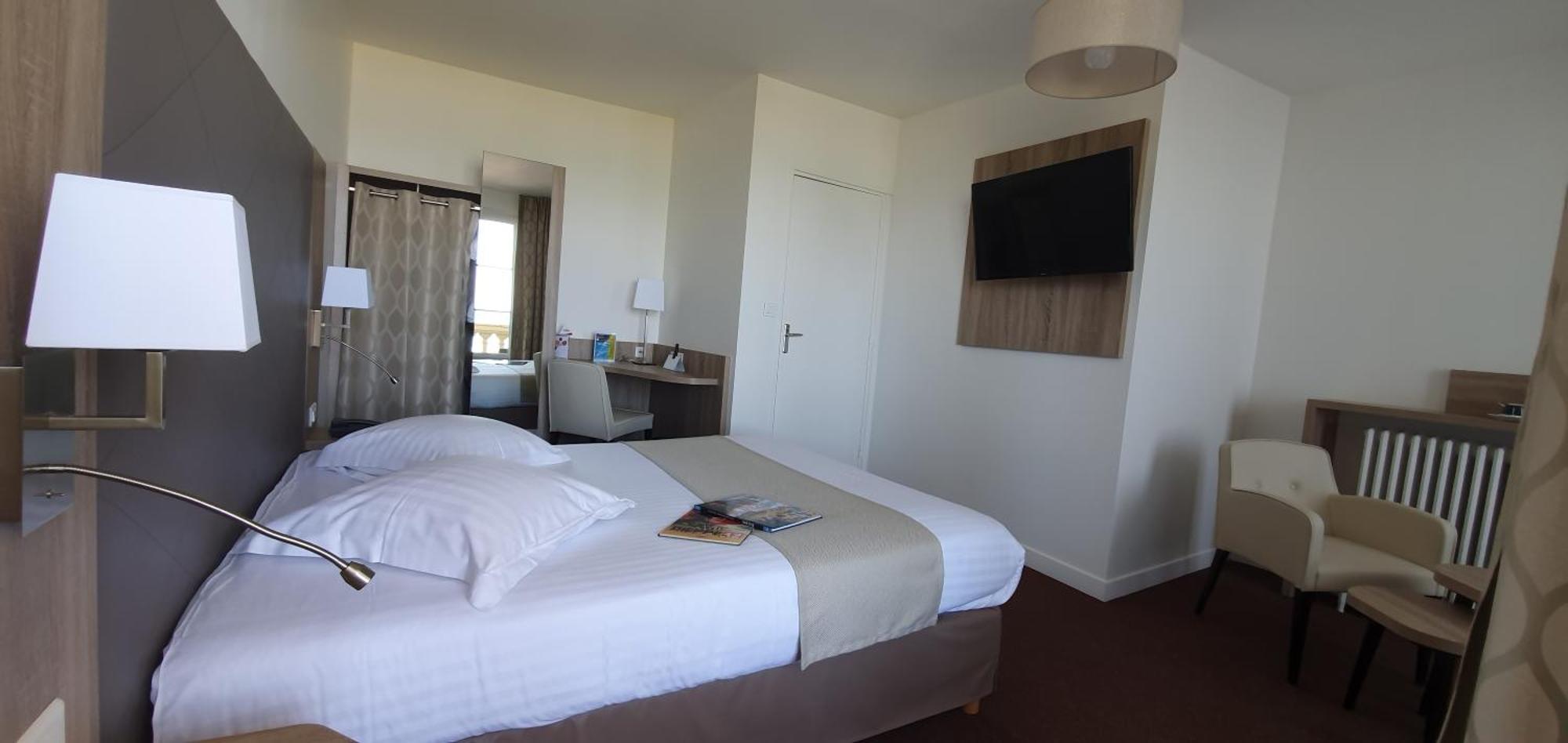 דייפ Hotel Windsor Contact Hotel מראה חיצוני תמונה