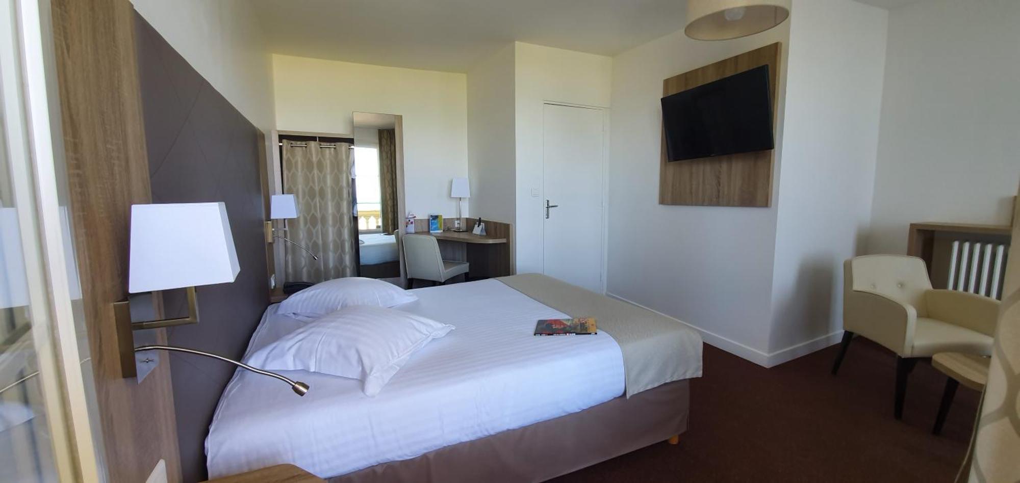 דייפ Hotel Windsor Contact Hotel מראה חיצוני תמונה